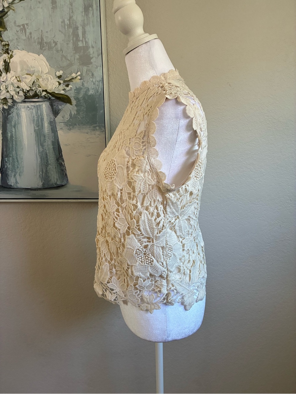 Nanette Lepore Lace Crochet Sleeveless Top in Cream Size Small - Picture 5 of 7